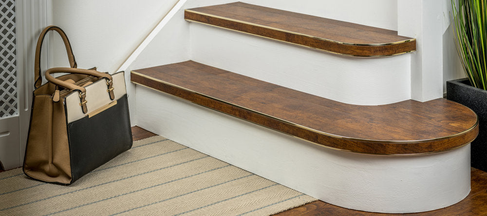 |stairrods lvt nosing in situ|single feature step|||