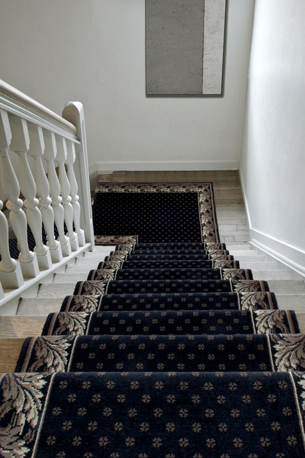 |silver Victorian stair clips with a blue rug|||||dark brushed brass eastern promise stair rod|Measure carpet for stairs