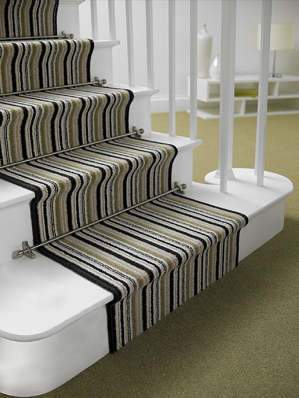23 Stair Runner Ideas to Enhance Your Staircase