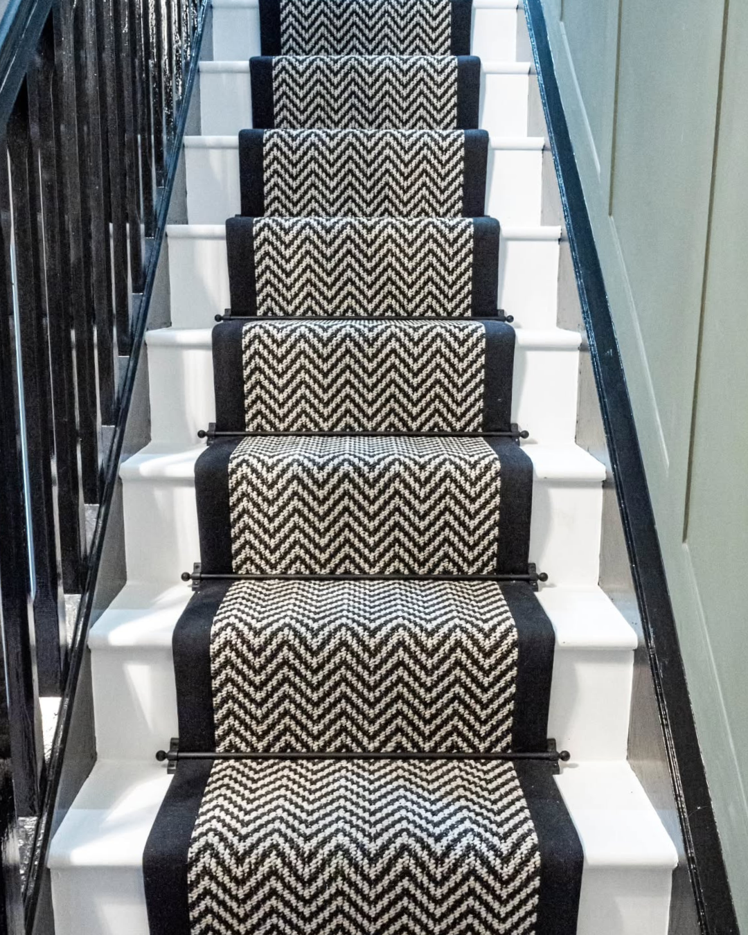 How To Measure a Carpet Runner For Your Stairs