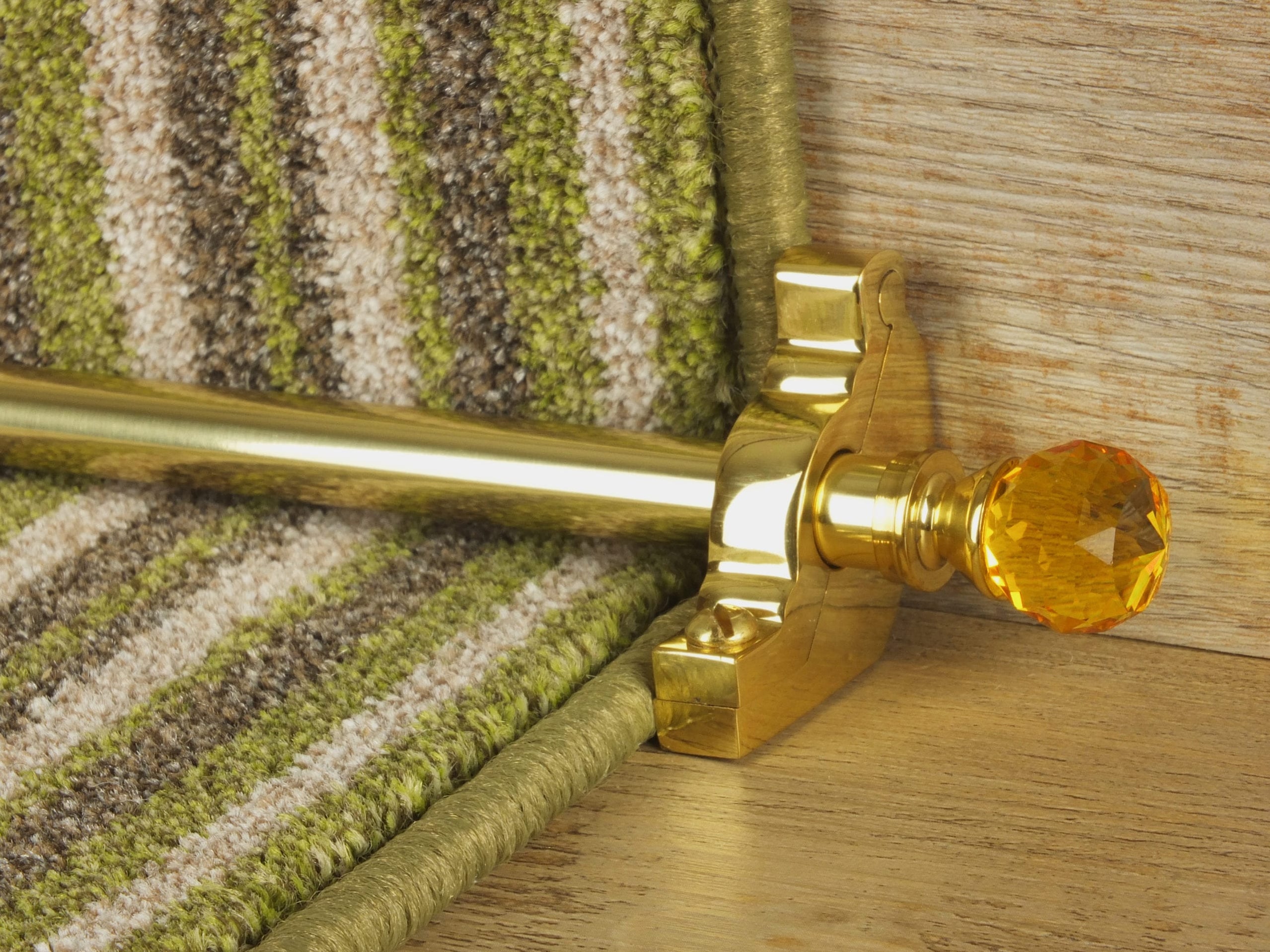 Amber Stair Rod - Polished Brass | Stair Rods Direct