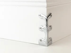Skirting Skiffers - Chrome