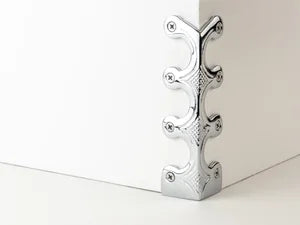 Skirting Skiffers - Chrome